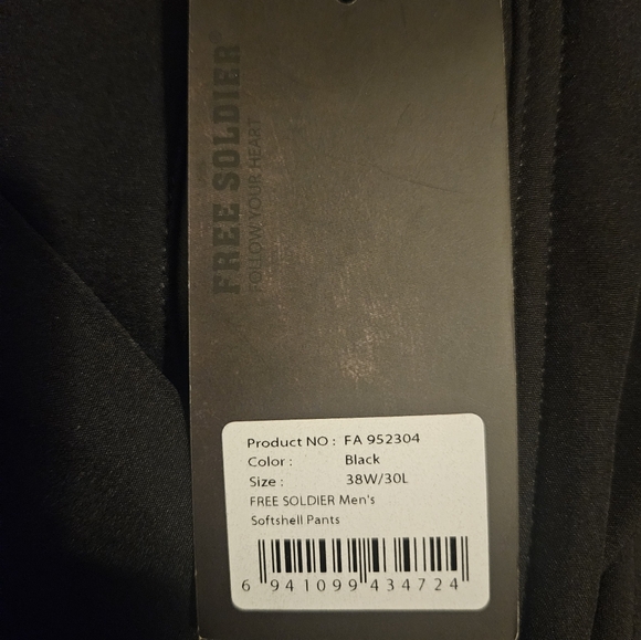 Free Soldier Men's Softshell Fleece Lined Black Pants - Picture 5 of 5